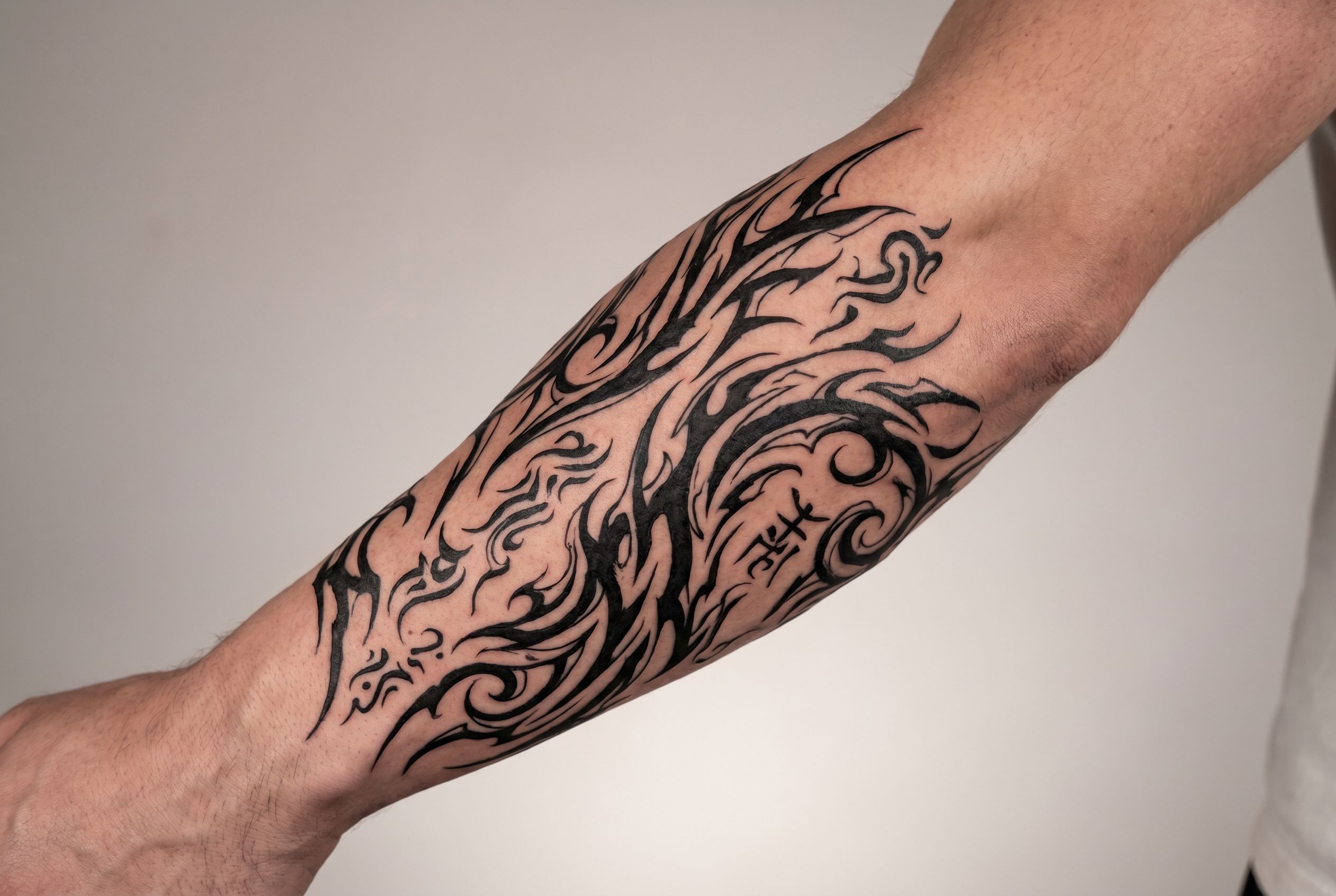 Tatouage Sukuna : signification, styles et idées 2026
